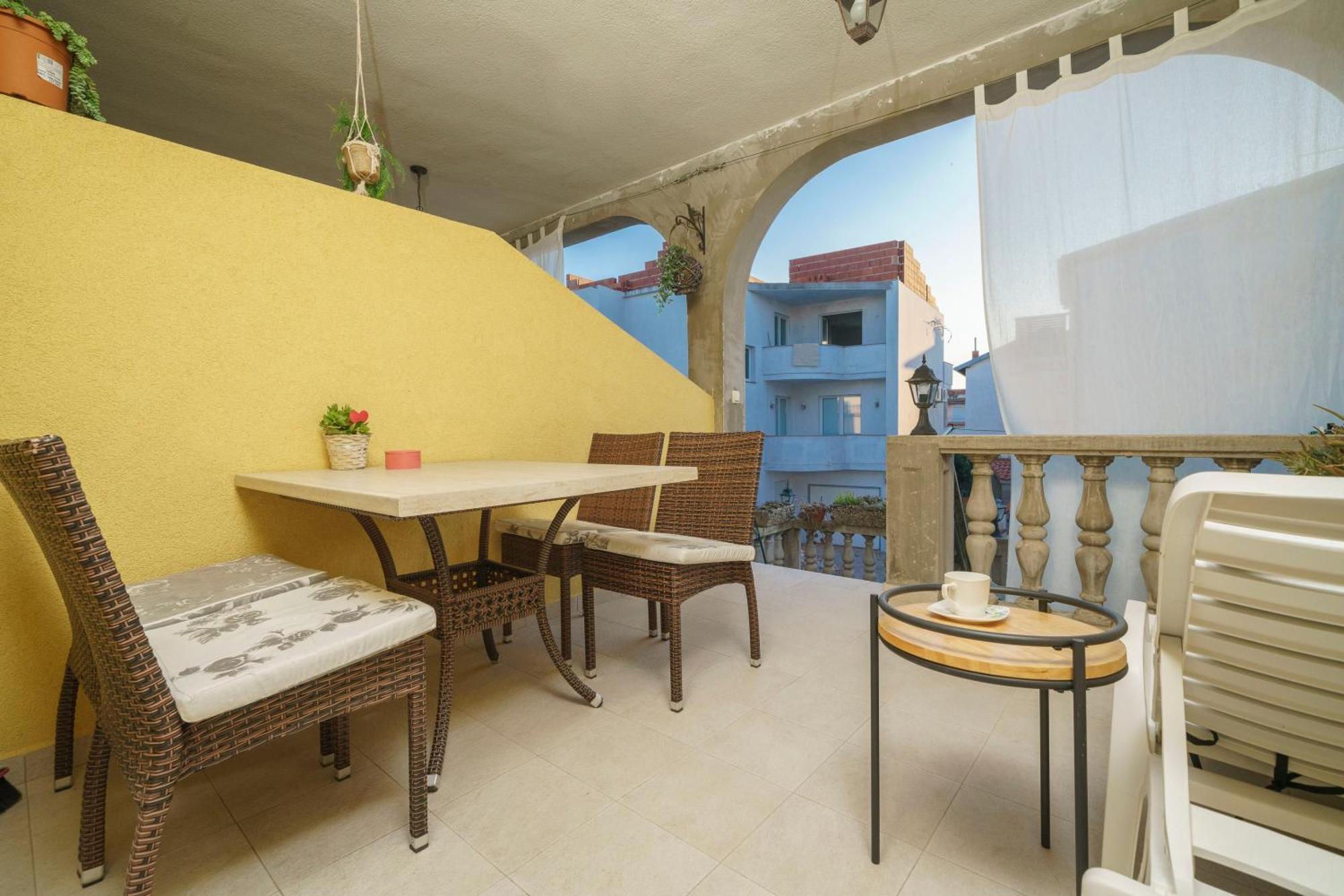 Apartments Tomic Vodice Exterior foto
